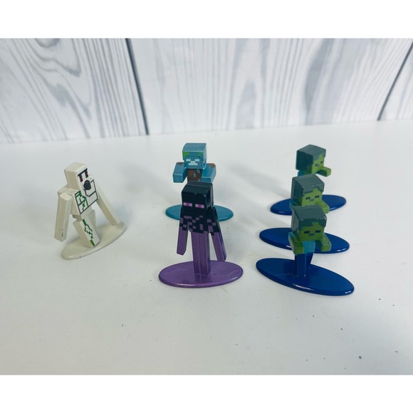Minecraft Dungeons Lot of 6 Diecast 2" Jada Toys Nano Metalfigs - Picture 2 of 4